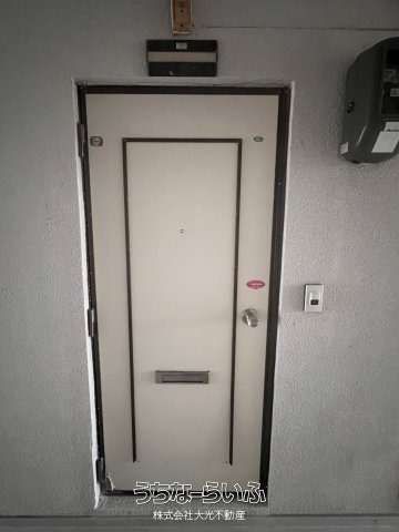 Thomas Mansion Shimaishi 412: 1R Apartment for Rent in Ginowan, Okinawa - Thumbnail 2