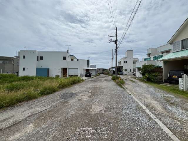 3LDK Concrete House for Sale in Yomitan Village, Okinawa - Thumbnail 4