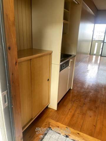 Maison Crystal Room 202 for Rent in Naha, Okinawa - Thumbnail 3