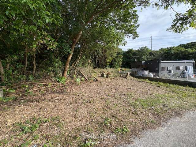 361m² Land for Sale in Tancha, Motobu Town, Okinawa - Thumbnail 4
