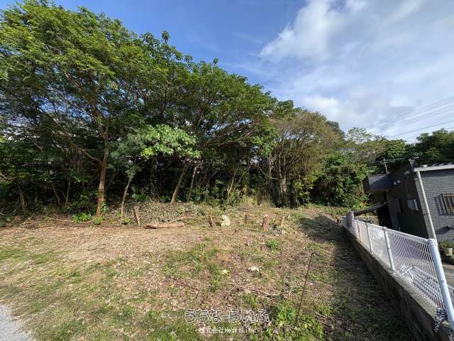 361m² Land for Sale in Tancha, Motobu Town, Okinawa - Thumbnail 3