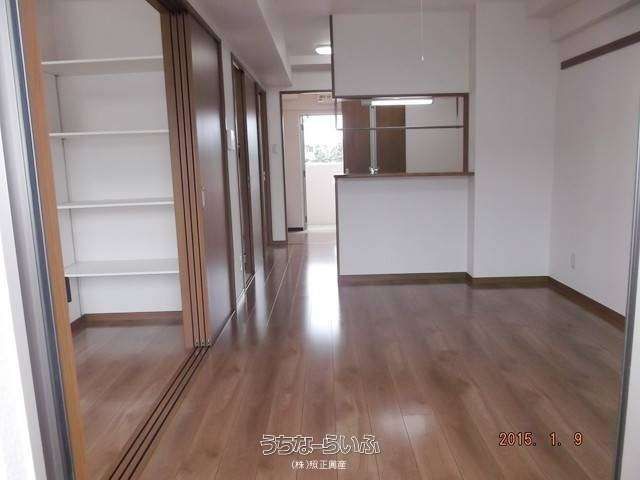 2LDK Corner Apartment for Rent in Tomigusuku, Okinawa - Thumbnail 4