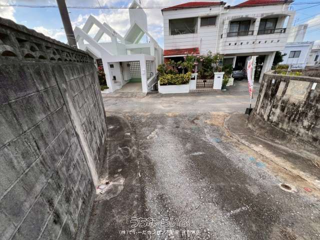 298.68 sqm Land for Sale in Ginowan City, Okinawa - Thumbnail 3