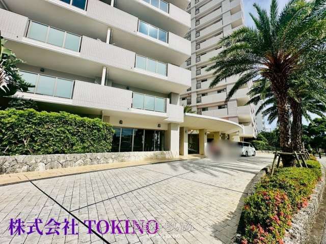 3LDK Ocean View Condo in Toyosaki, Okinawa with Resort Amenities - Thumbnail 2