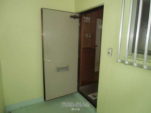 Yonesu Apartment 303 for Rent in Okinawa City - Thumbnail 2