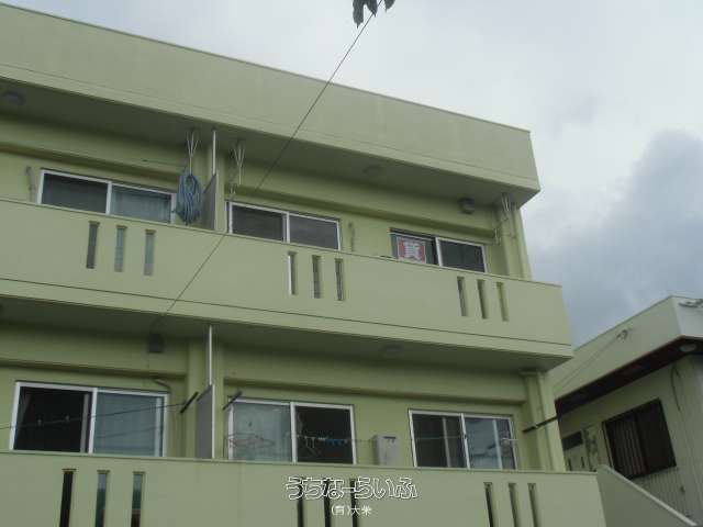 Yonesu Apartment 303 for Rent in Okinawa City - Image 1