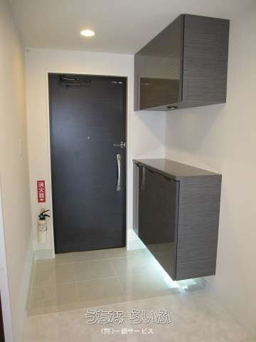 Pet-Friendly 3LDK Apartment near Miebashi Station, Naha - Thumbnail 4