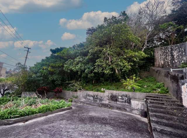 663 sqm Land for Sale in Itoman City, Okinawa with Panoramic Views - Thumbnail 2
