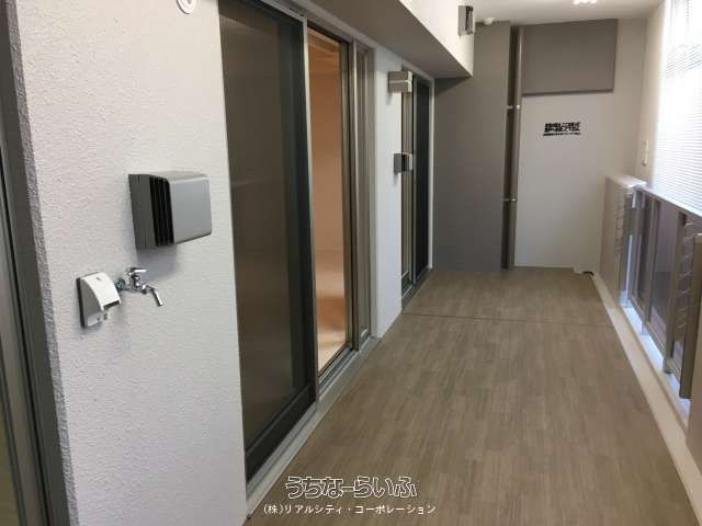 Modern 2LDK Apartment near Oroku Station, Naha - Thumbnail 2
