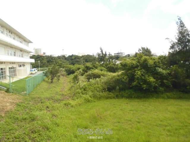 3890sqm Land for Sale Next to Konbu Park, Uruma City, Okinawa - Thumbnail 3