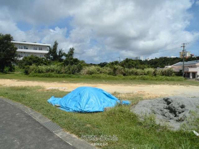 3890sqm Land for Sale Next to Konbu Park, Uruma City, Okinawa - Thumbnail 4