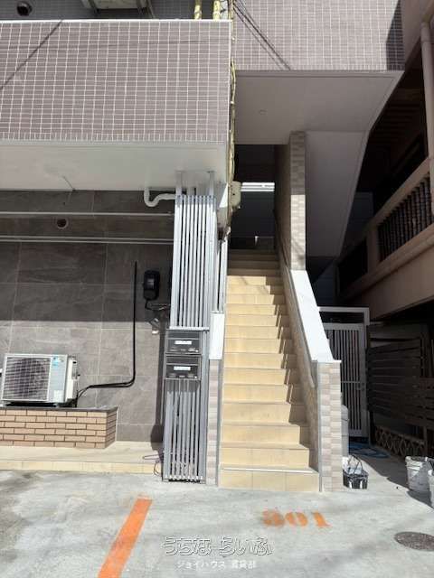 Renovated 2LDK Apartment for Rent in Urasoe, Okinawa - Thumbnail 3