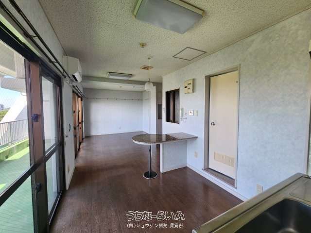 Doer Nishikita 505: 1R Apartment for Rent in Ginowan, Okinawa - Thumbnail 4
