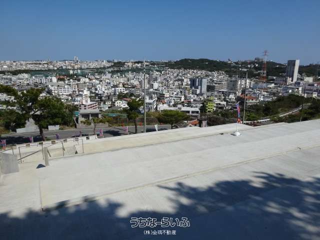 Cemetery Plot for Sale in Urasoe, Okinawa with Hilltop Views - Thumbnail 2