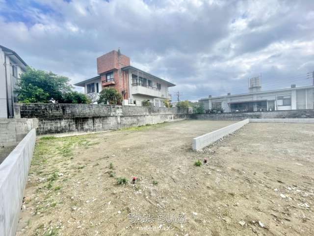 Land for Sale in Ginowan Ganeji, Okinawa - 142.28 sqm Plot - Thumbnail 3