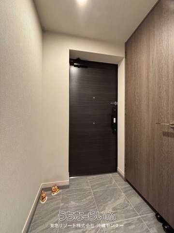 Premist Onoyama Park 1LDK Apartment for Sale in Naha - Thumbnail 2