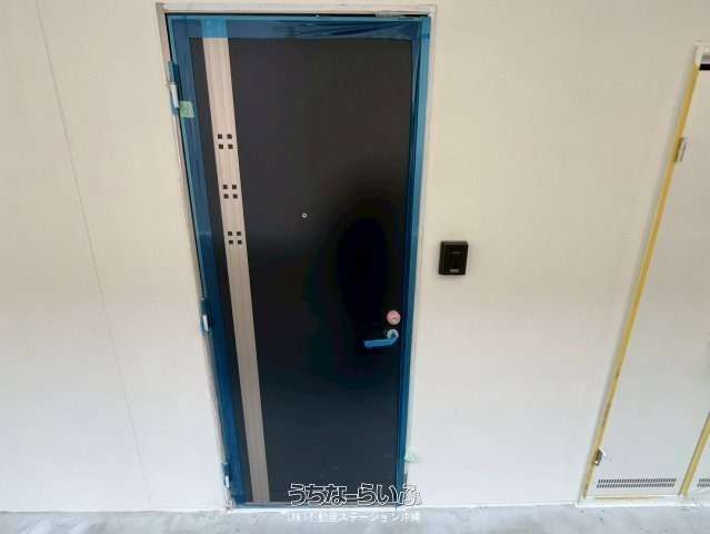 New 1K Apartment for Rent in Naha Tsubogawa, Near Station - Thumbnail 2