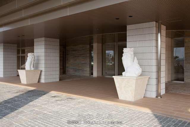 Ocean View 3LDK Condo in Chatan with Rental Income | Alture Mihama - Thumbnail 4