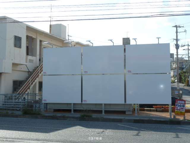 Rental Land for Advertisement Sign in Okinawa City - 4.92 sqm - Thumbnail 4