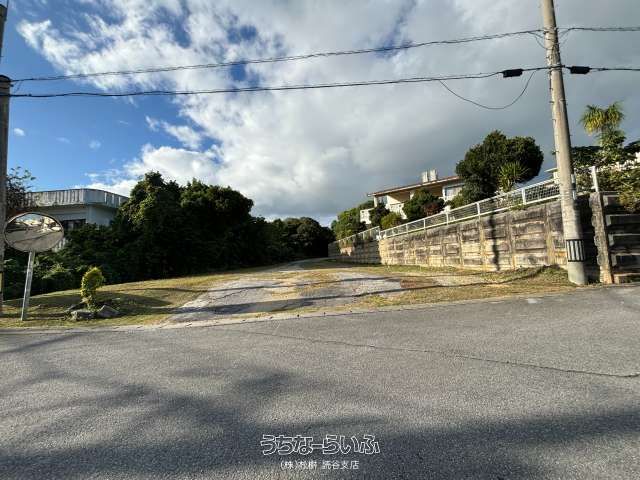 720sqm Land for Sale in Yomitan Village Near Zakimi Castle - Thumbnail 2
