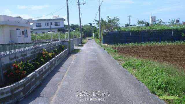653.69 m² Land for Sale in Sesoko, Motobu Town, Okinawa - Thumbnail 2