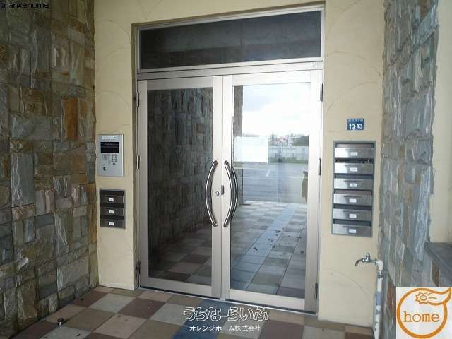 2LDK Pet-Friendly Apartment for Rent in Naha, Okinawa - Thumbnail 2