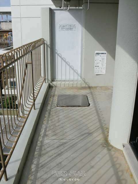 3DK Apartment for Rent in Haebaru Town, Okinawa - Thumbnail 2