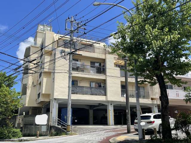 Naha Apartment Building for Sale with 8.3M Yen Annual Income - Thumbnail 2