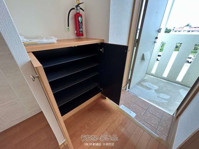 Excel Akashi Unit 218: 1R Apartment for Rent in Onna Village, Okinawa - Thumbnail 3
