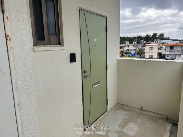 Excel Akashi Unit 218: 1R Apartment for Rent in Onna Village, Okinawa - Thumbnail 2