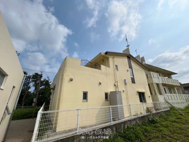 Ocean View 3LDK House for Sale in Onna Village, Okinawa - Thumbnail 2