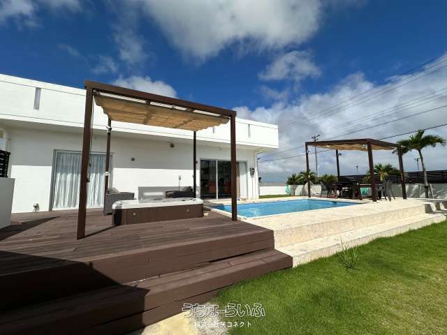Luxury 2LDK House with Private Pool & Ocean View in Miyakojima - Thumbnail 4