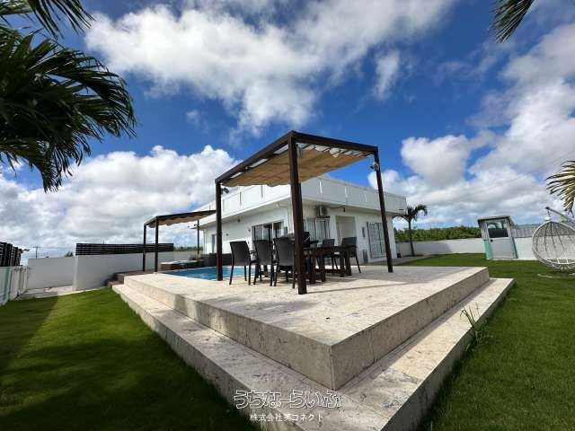 Luxury 2LDK House with Private Pool & Ocean View in Miyakojima - Thumbnail 2