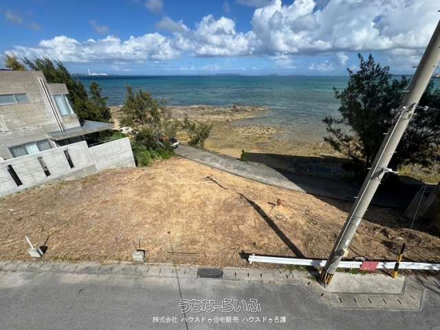 Oceanfront Land for Sale in Kin Town, Okinawa - 272m² - Thumbnail 3