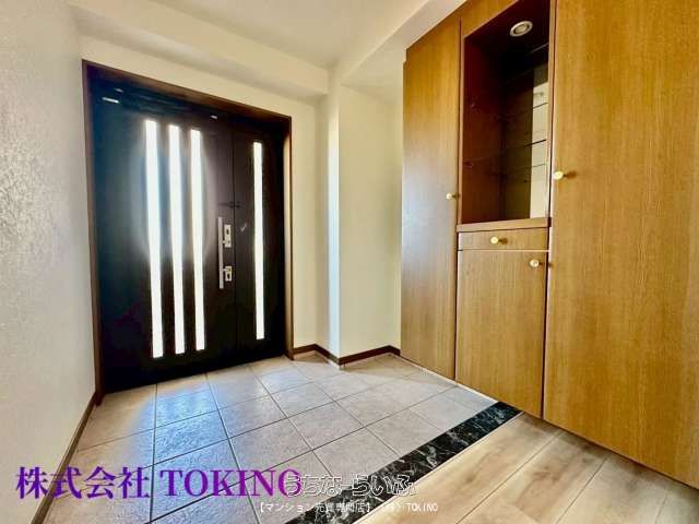 Spacious 4LDK Apartment for Sale in Naha, Okinawa - Thumbnail 3