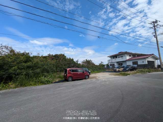 1486 sqm Land for Sale in Yaebaru, Okinawa - Development Opportunity - Thumbnail 4