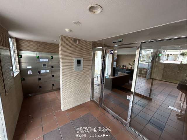 Mio Bien to Nakasone 3LDK Apartment for Sale in Okinawa City - Thumbnail 4