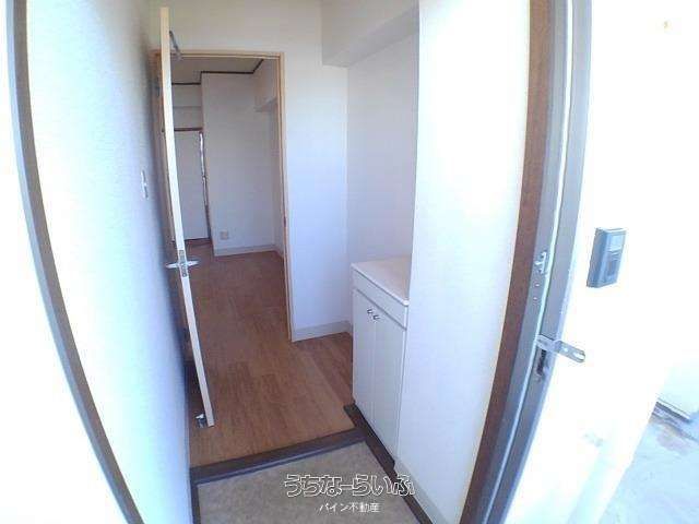 Castle Awase 303: 2LDK Apartment for Rent in Okinawa City - Thumbnail 4