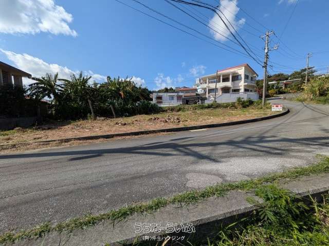 457m² Land for Sale in Nanjo City, Okinawa - Subdividable Plot - Image 1