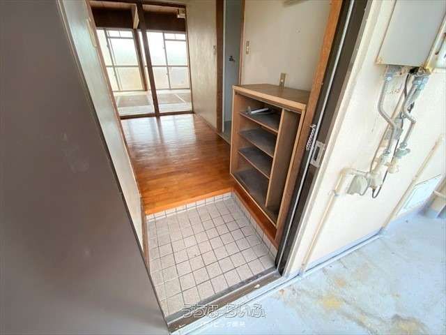 Co-op Tamaki 405: 2DK Apartment for Rent in Urasoe, Okinawa - Thumbnail 3