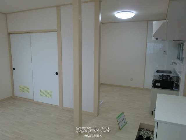 1R Apartment for Rent in Naha Wakasa, Near Parks & Station - Thumbnail 2