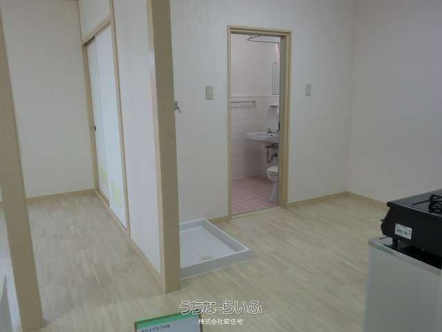 1R Apartment for Rent in Naha Wakasa, Near Parks & Station - Thumbnail 4
