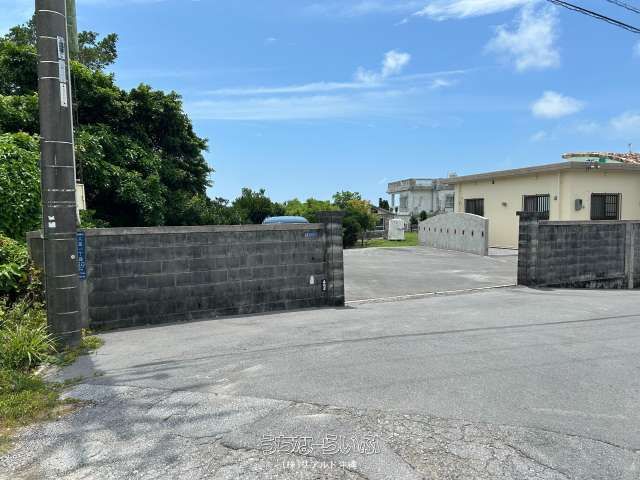 Land for Sale in Okinawa City - 1349m² with Panoramic Views - Image 1