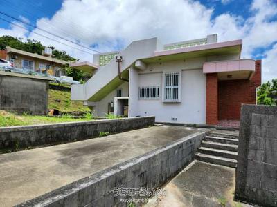 Spacious 3LDK House with Ocean View in Nakagusuku Village — Image 1, Nakagusuku, Okinawa