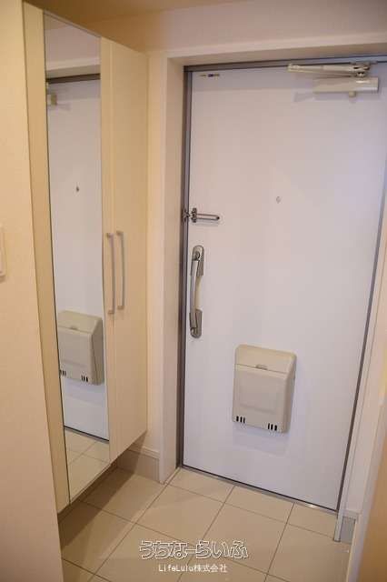 Modern 1K Apartment for Rent in Naha, Okinawa - Near Asahibashi Station - Thumbnail 4