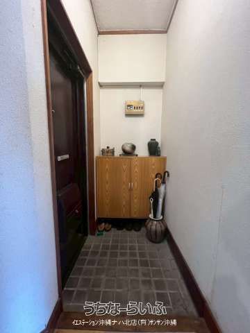 2LDK Top-Floor Corner Apartment for Sale in Naha, Okinawa - Thumbnail 4