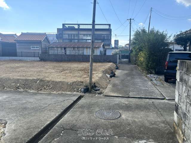 240.29m² Residential Land for Sale in Itoman, Okinawa - Thumbnail 3