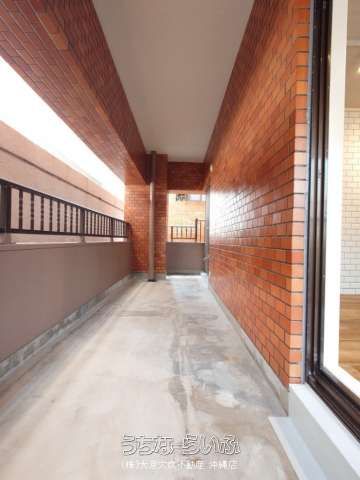 Renovated 1SLDK Apartment in Lions Mansion Tomari, Naha - Thumbnail 3