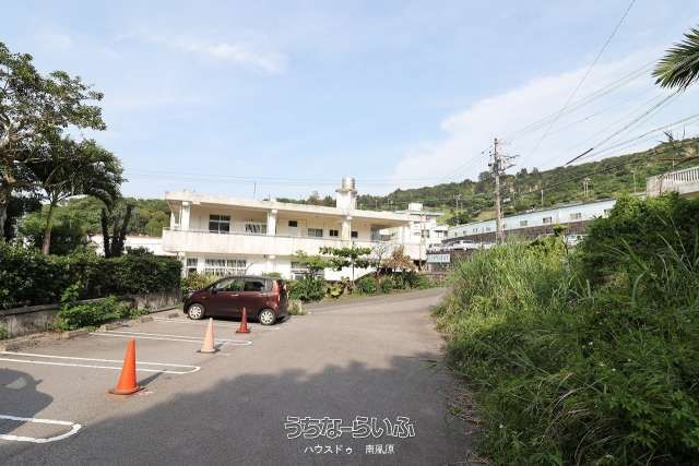218 Tsubo Land for Sale Near Marine Town Golf in Yonabaru, Okinawa - Thumbnail 3