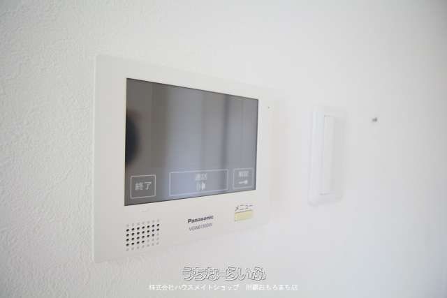 1K Apartment for Rent in Urasoe City, Okinawa - Top Floor Corner Unit - Thumbnail 4